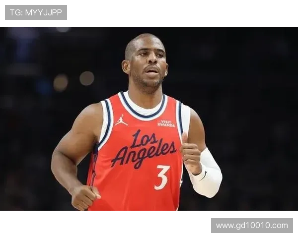 保罗球衣将退役生涯却落寞终章