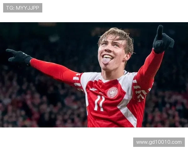 曼联逆转水晶宫谢什科三连杀