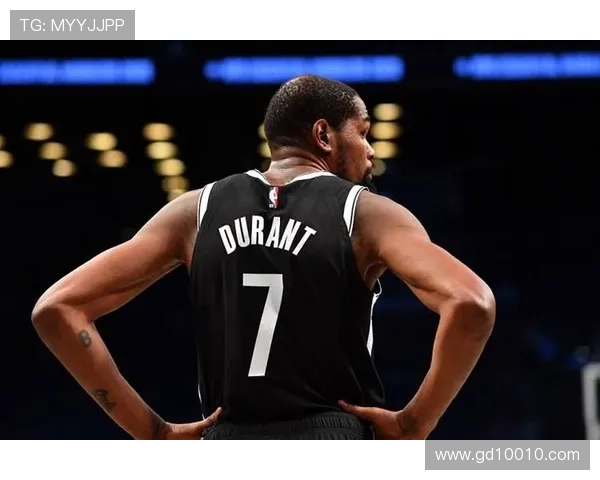 格林三场20+仍被批 他如何与杜兰特争锋