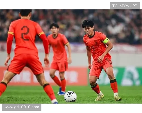 无愧U23国足队长余望破门霸气回西安 无愧U23国足队长余望破门霸气回西安